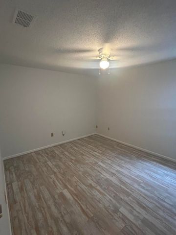 7744 Rosin Drive, North Charleston, SC 29418