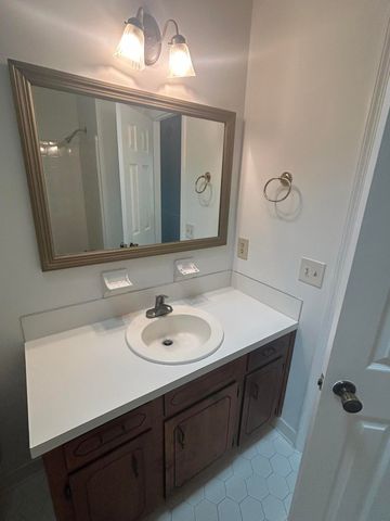 7744 Rosin Drive, North Charleston, SC 29418