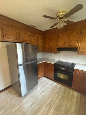 7744 Rosin Drive, North Charleston, SC 29418