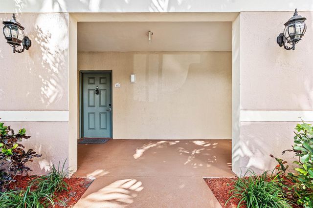 11770 Saint Andrews Place 102, Wellington, FL 33414