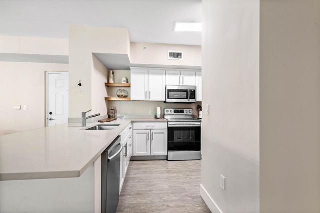 11770 Saint Andrews Place 102, Wellington, FL 33414