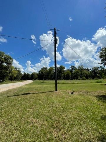201 Cypress Lakes Circle Circle, Cleveland, TX 77327