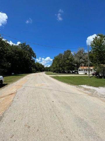 201 Cypress Lakes Circle Circle, Cleveland, TX 77327