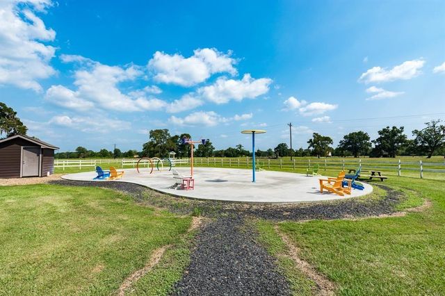 201 Cypress Lakes Circle Circle, Cleveland, TX 77327