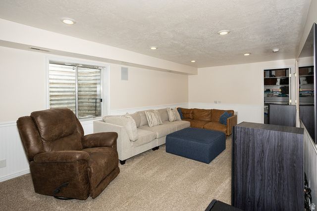 10886 N HIGHLAND CIR, Highland, UT 84003