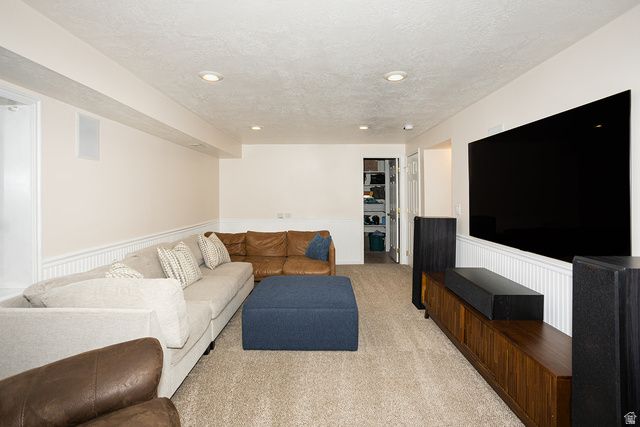 10886 N HIGHLAND CIR, Highland, UT 84003
