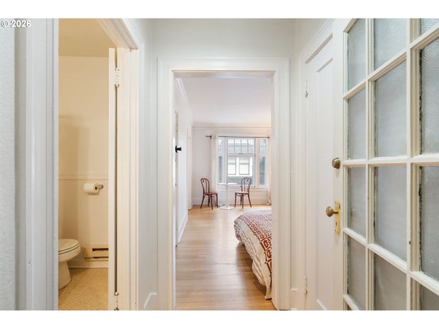 1811 Nw COUCH St 407, Portland, OR 97209