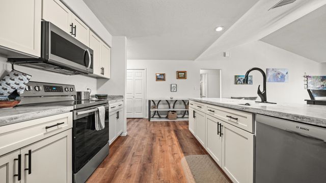 124 Dry Creek Court, Grand Junction, CO 81503