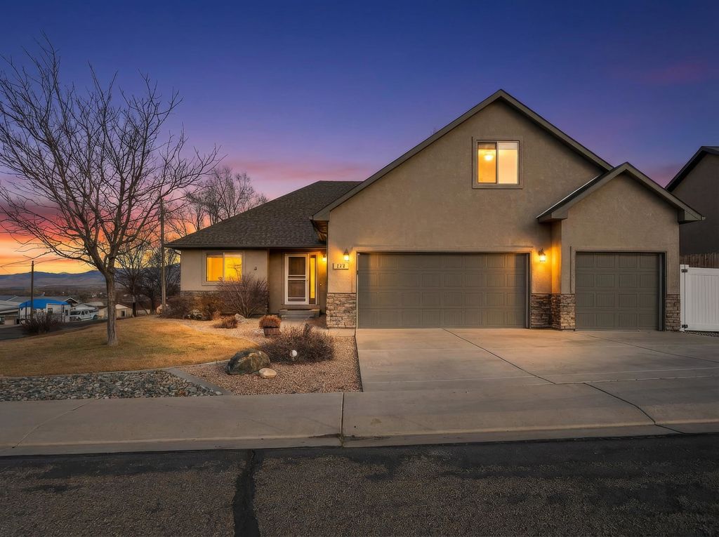 124 Dry Creek Court, Grand Junction, CO 81503