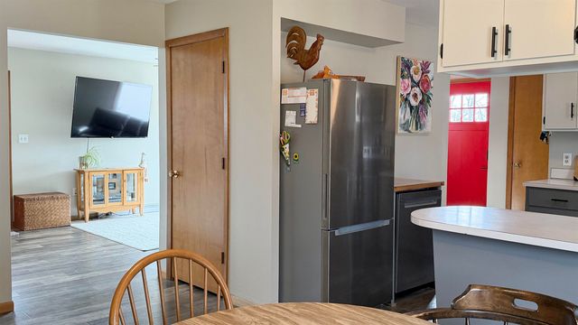 500 Arthur Street, Stanton, ND 58571