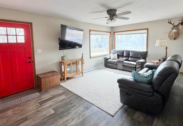 500 Arthur Street, Stanton, ND 58571