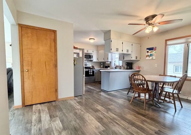 500 Arthur Street, Stanton, ND 58571