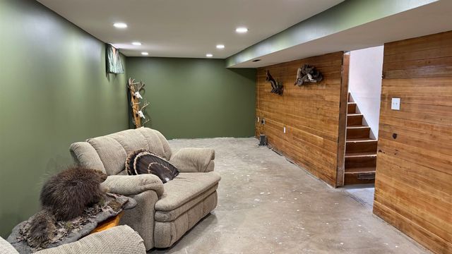 500 Arthur Street, Stanton, ND 58571