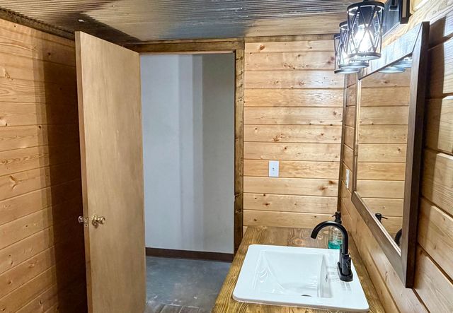 500 Arthur Street, Stanton, ND 58571