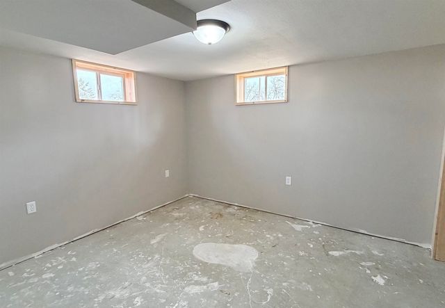 500 Arthur Street, Stanton, ND 58571