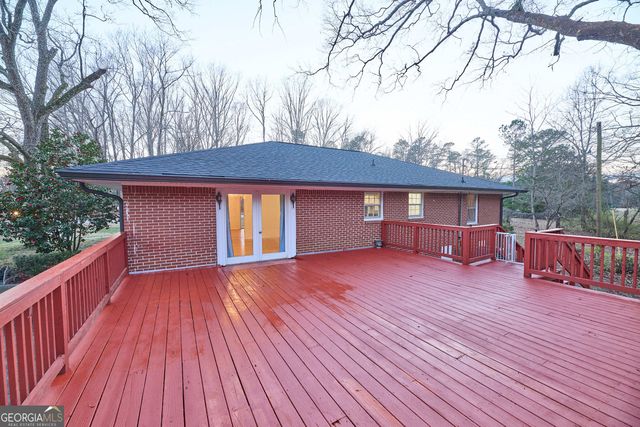 223 Standing Rock Road, Senoia, GA 30276