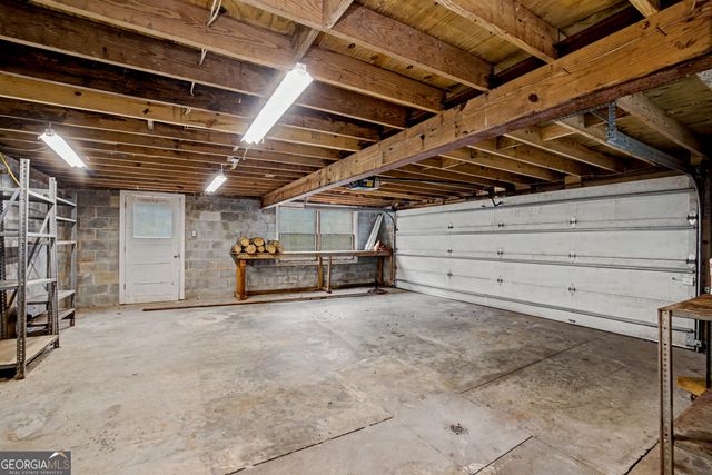 223 Standing Rock Road, Senoia, GA 30276