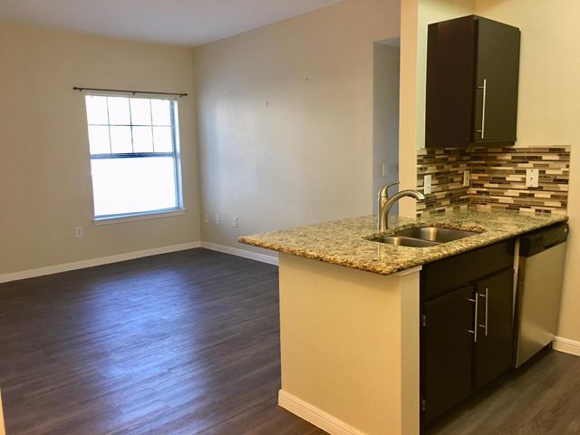 2320 Gracy Farms LN 223, Austin, TX 78758