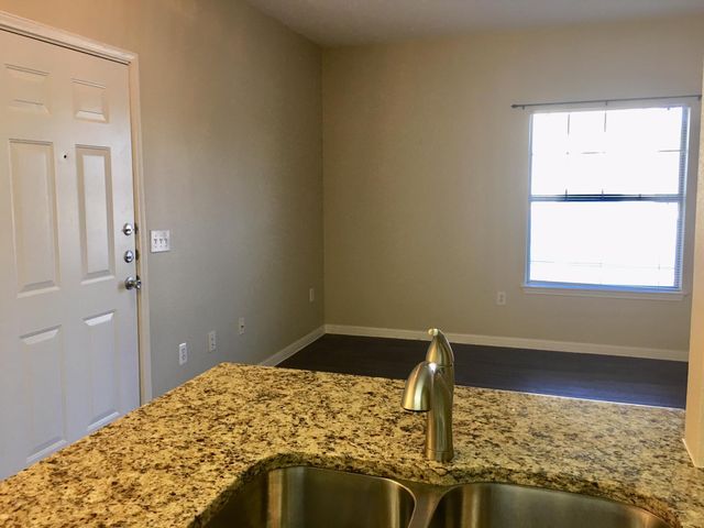 2320 Gracy Farms LN 223, Austin, TX 78758