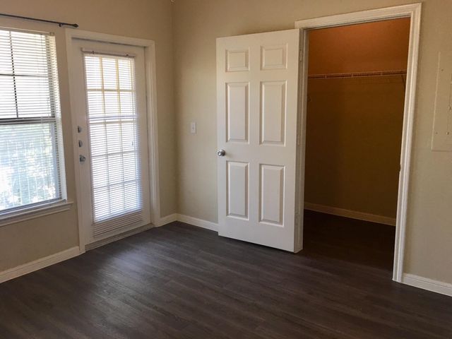 2320 Gracy Farms LN 223, Austin, TX 78758
