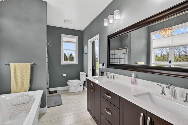 6310 N 32nd Street, Richland, MI 49083