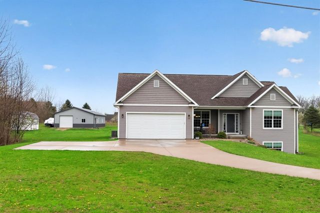 6310 N 32nd Street, Richland, MI 49083