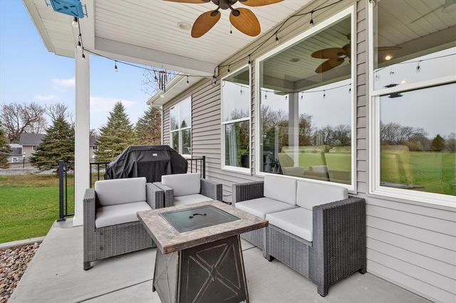 6310 N 32nd Street, Richland, MI 49083