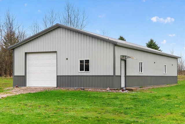 6310 N 32nd Street, Richland, MI 49083