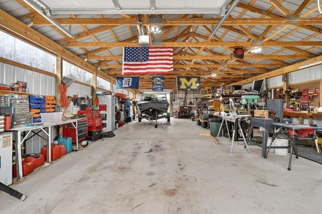 6310 N 32nd Street, Richland, MI 49083