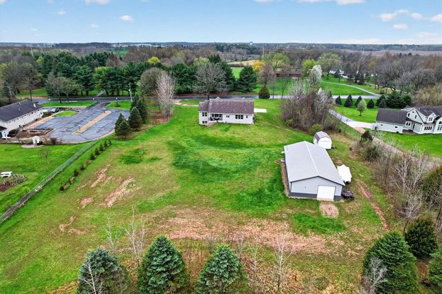 6310 N 32nd Street, Richland, MI 49083