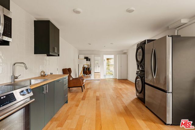 1311 Braeridge Drive, Beverly Hills, CA 90210