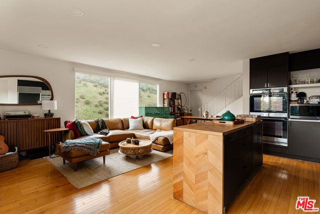 1311 Braeridge Drive, Beverly Hills, CA 90210