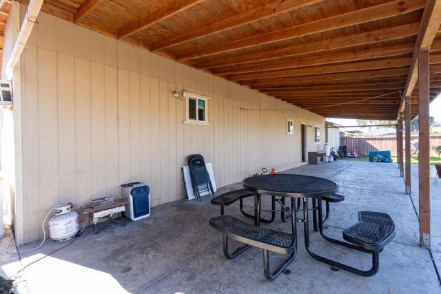 509 Kerr Ave, Modesto, CA 95354