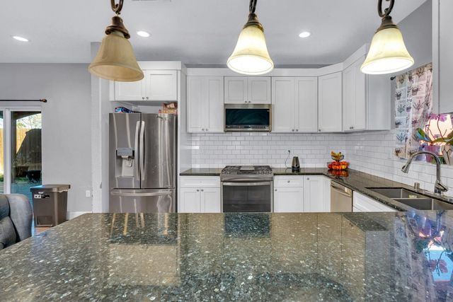 509 Kerr Ave, Modesto, CA 95354