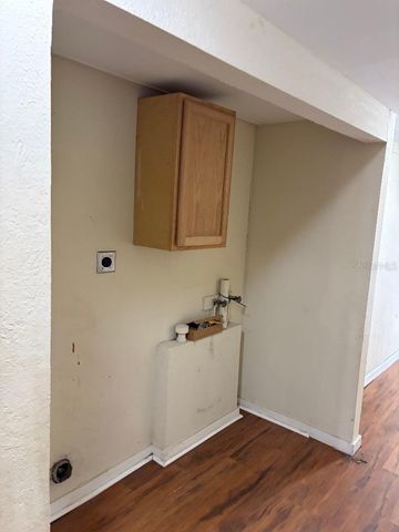 1623 SE 3RD AVENUE, Gainesville, FL 32641