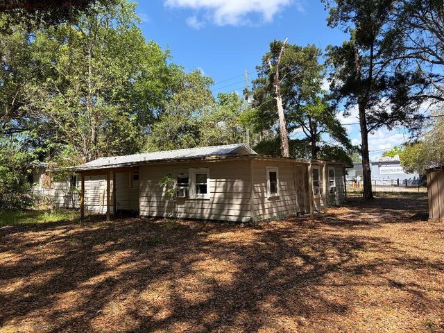 1623 SE 3RD AVENUE, Gainesville, FL 32641