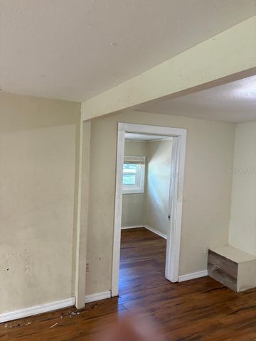 1623 SE 3RD AVENUE, Gainesville, FL 32641