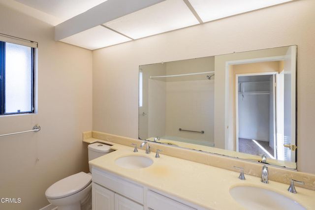 22224 Village 22, Camarillo, CA 93012