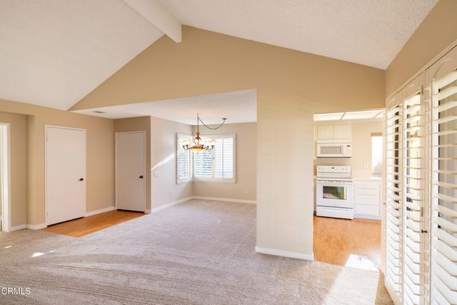 22224 Village 22, Camarillo, CA 93012