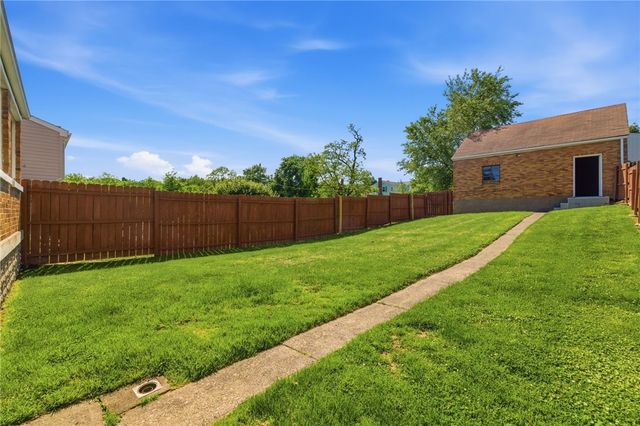 1818 Tyler St, Aliquippa, PA 15001