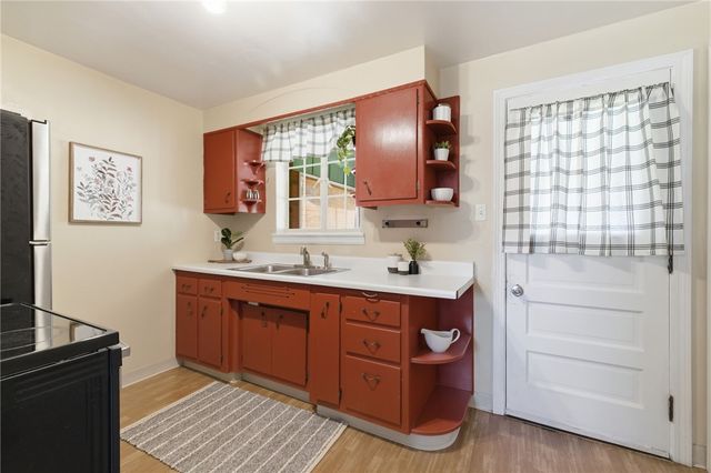 1818 Tyler St, Aliquippa, PA 15001
