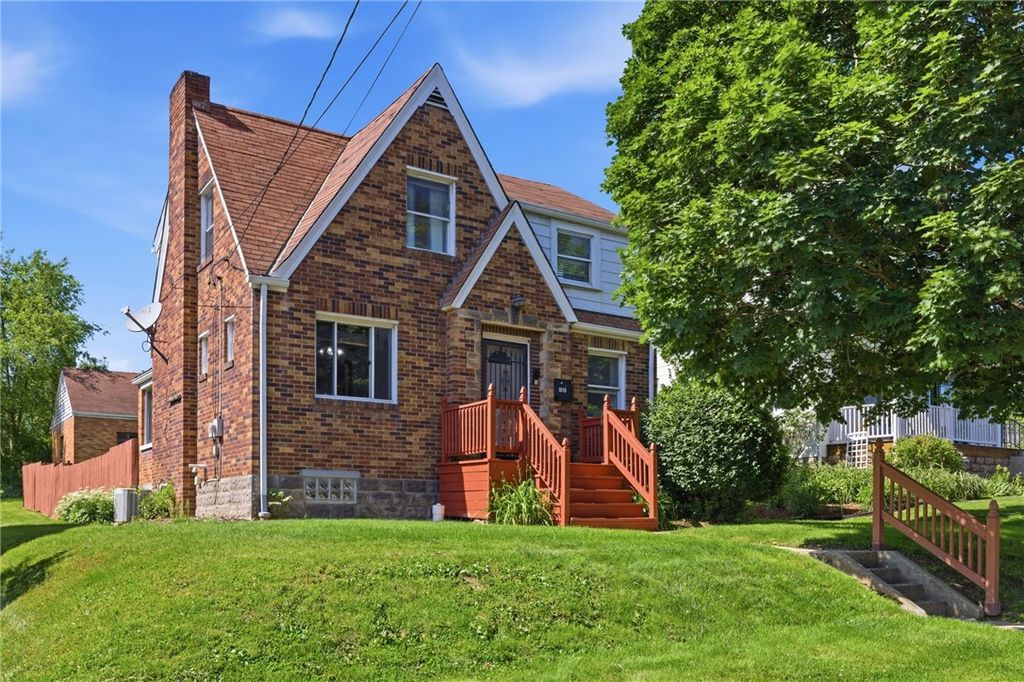 1818 Tyler St, Aliquippa, PA 15001