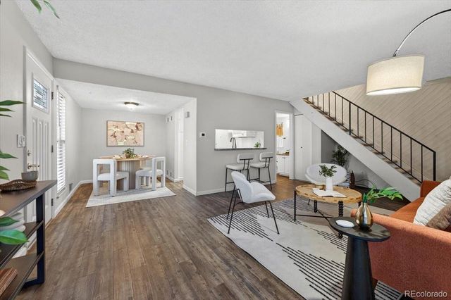 10001 E Evans 42B, Aurora, CO 80247