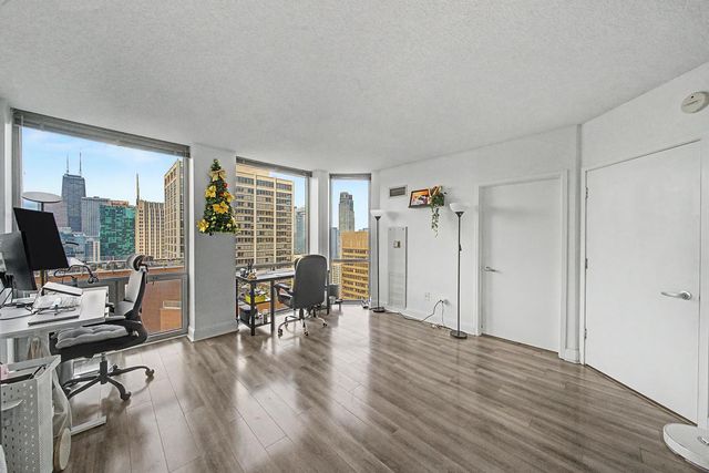 222 N Columbus Drive 3805, Chicago, IL 60601