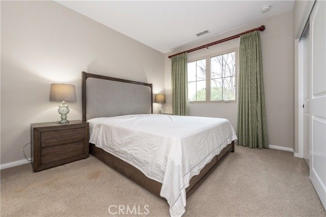 126 Rose Arch, Irvine, CA 92620