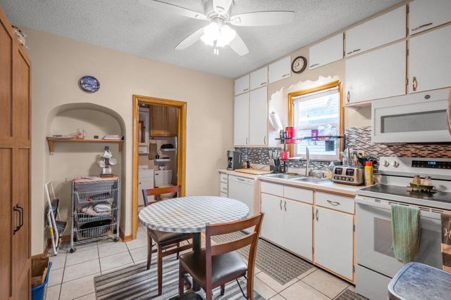 543 Gotzian Street, Saint Paul, MN 55106