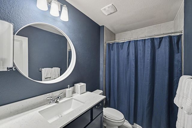 2735 Broad Reach Road, Manvel, TX 77578