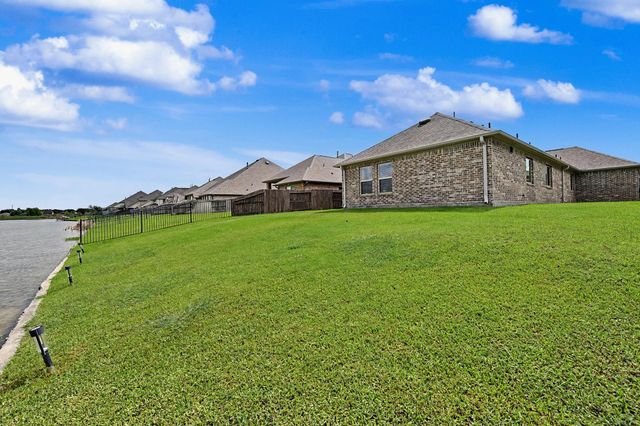2735 Broad Reach Road, Manvel, TX 77578