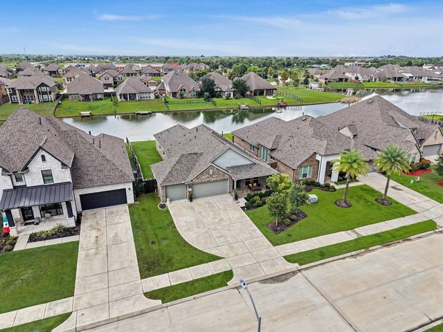 2735 Broad Reach Road, Manvel, TX 77578