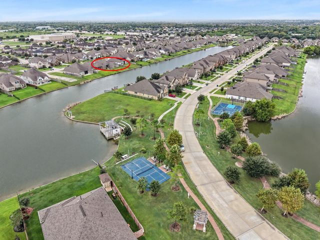 2735 Broad Reach Road, Manvel, TX 77578
